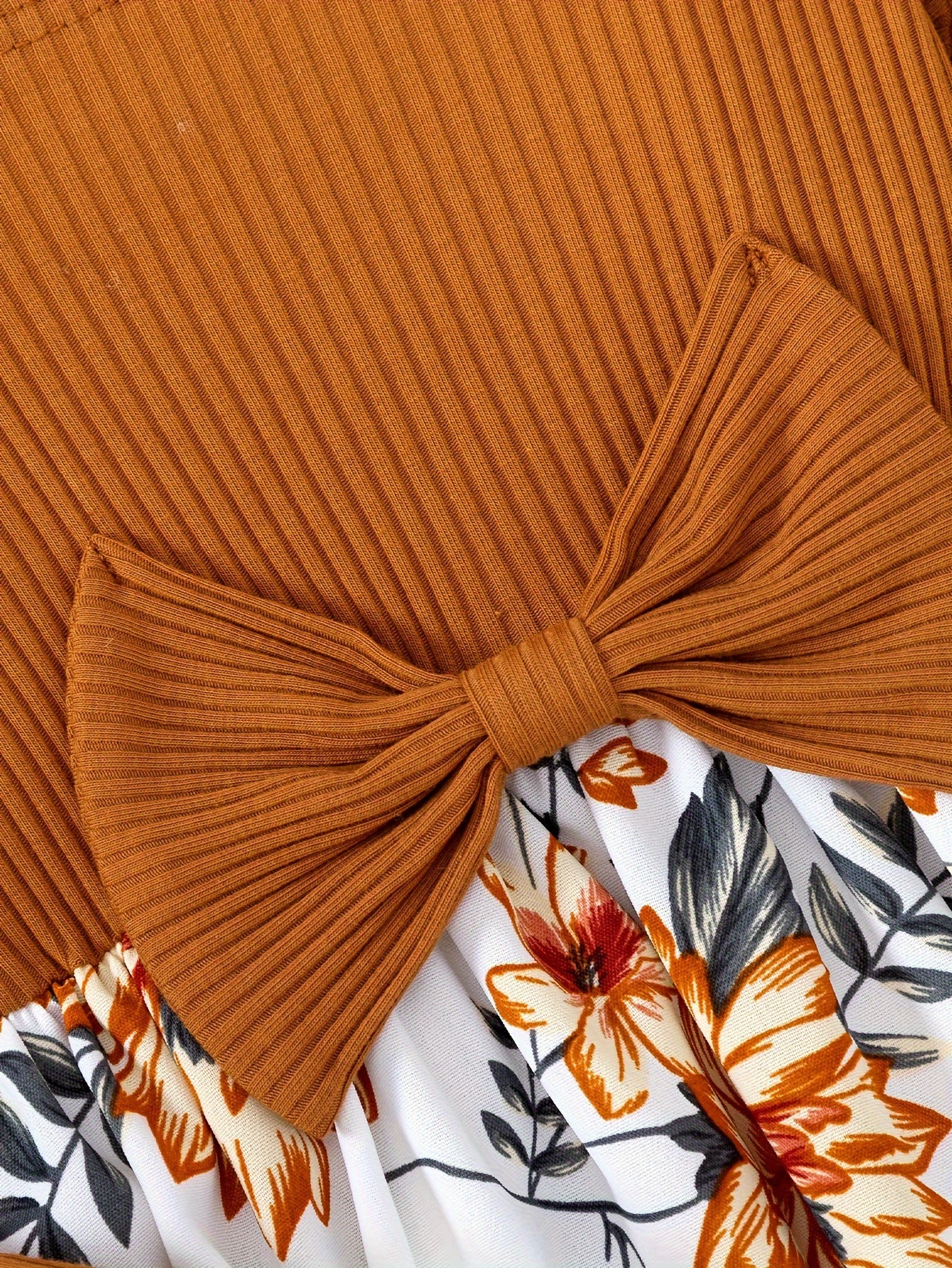 Girls Floral Print Midi Dress with Ruffle Shoulders Long Sleeves Cotton Knit All-Season