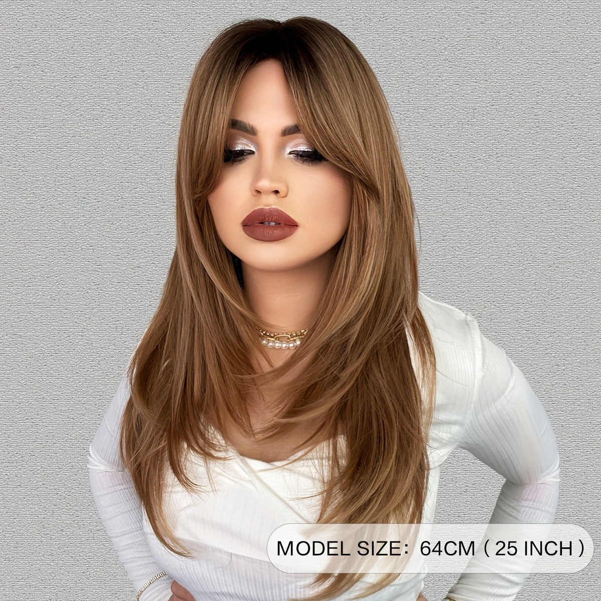 Ayollar uchun uzun to'lqinli asal sarg'ish parik, issiqqa chidamli va qirqimlar bilan, tabiiy sintetik jigarrang tolalardan qatlamli uslubda tayyorlangan.