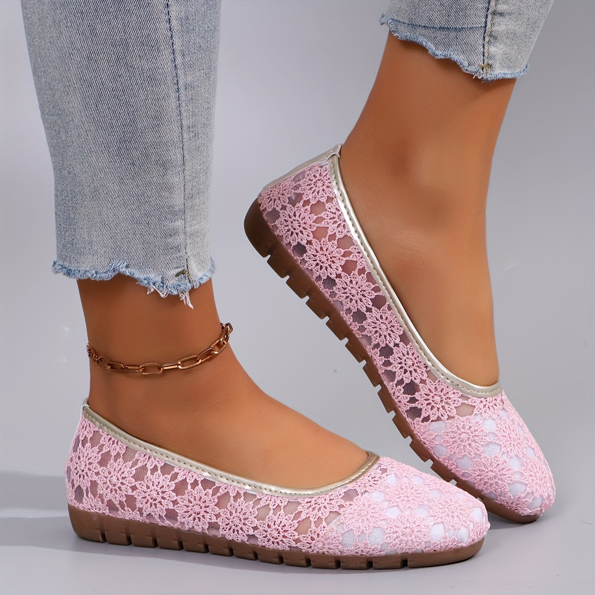 Women's Floral Lace Ballet Flats Breathable Slip-On All-Season Fabric Shoes