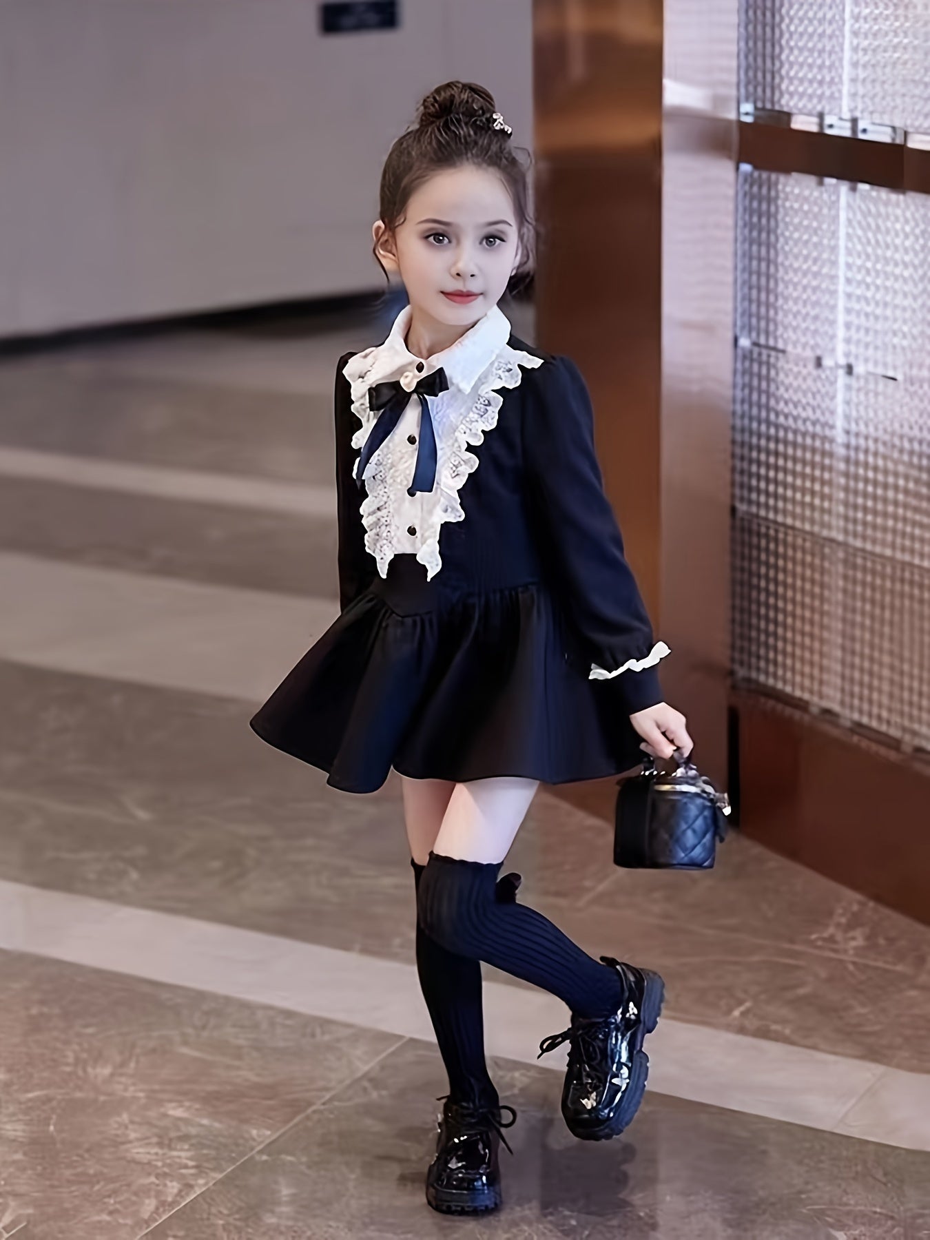 Girls Vintage-Inspired Long Sleeve Princess Dress with Lace Bow for Fall Winter
