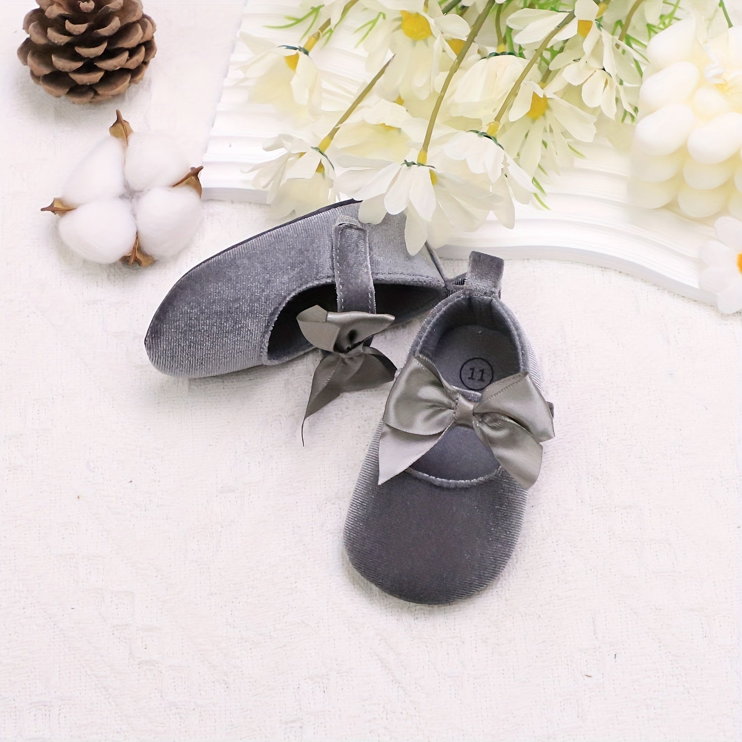 Baby Girl Walking Shoes Non-Slip Mary Jane Bowknot Fabric Comfortable Flexible Sole Pink Gray White