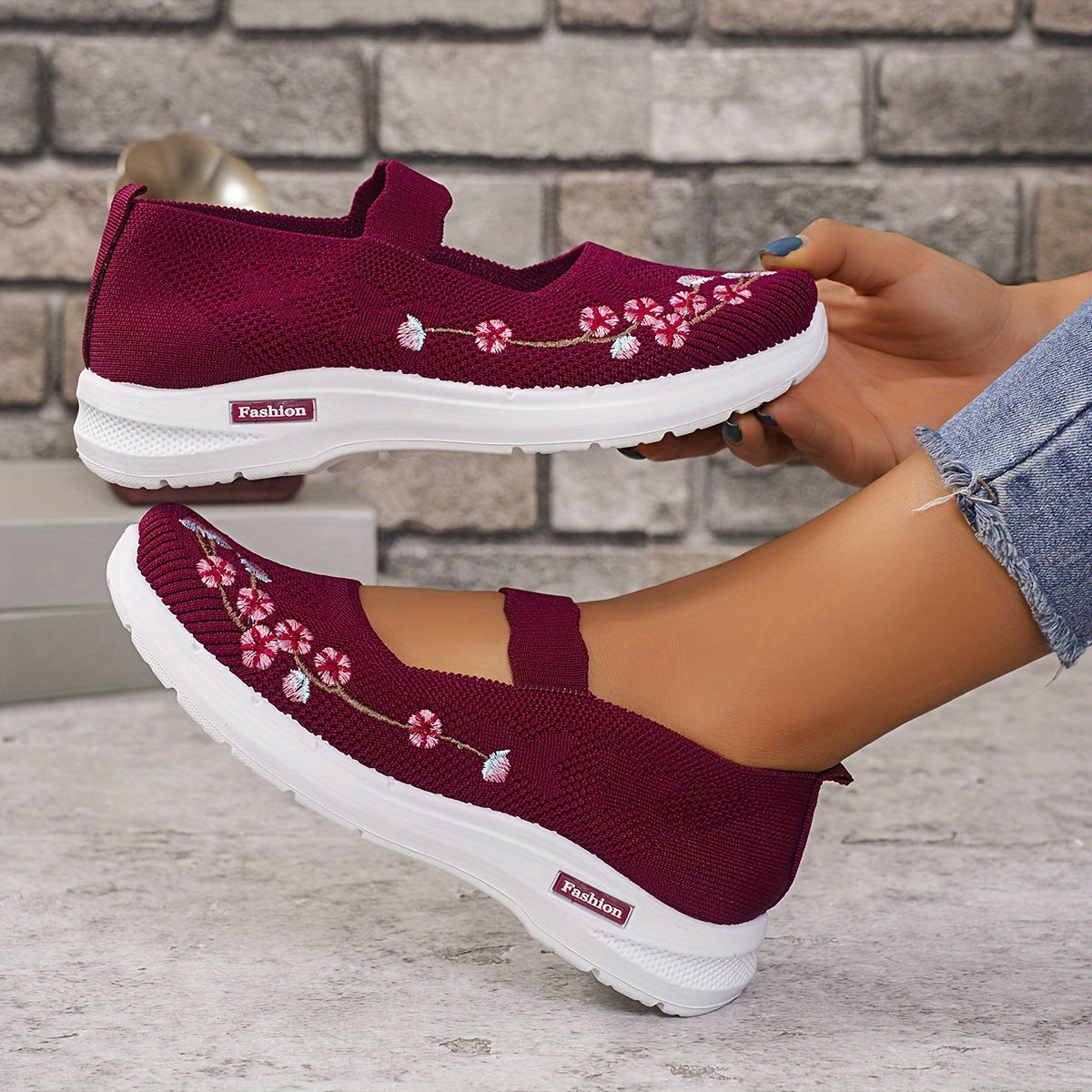 Women's Breathable Casual Sneakers with Lightweight Fabric and Soft PU Sole