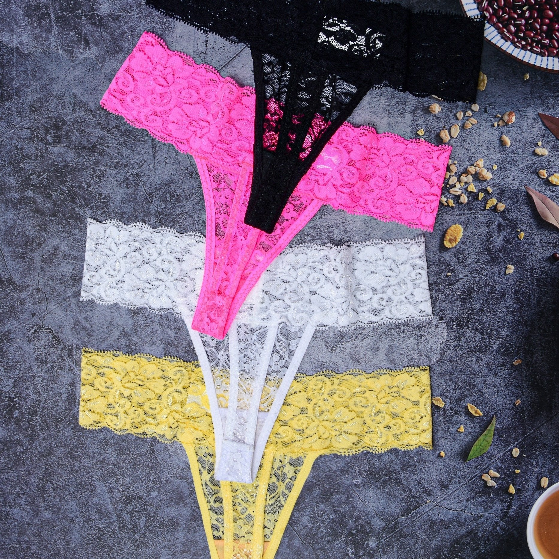 4 dona ayollar uchun seksi korsatilgan tikanli G-String ichki kiyimlar, to'liq rang, yarim shaffof liboslar