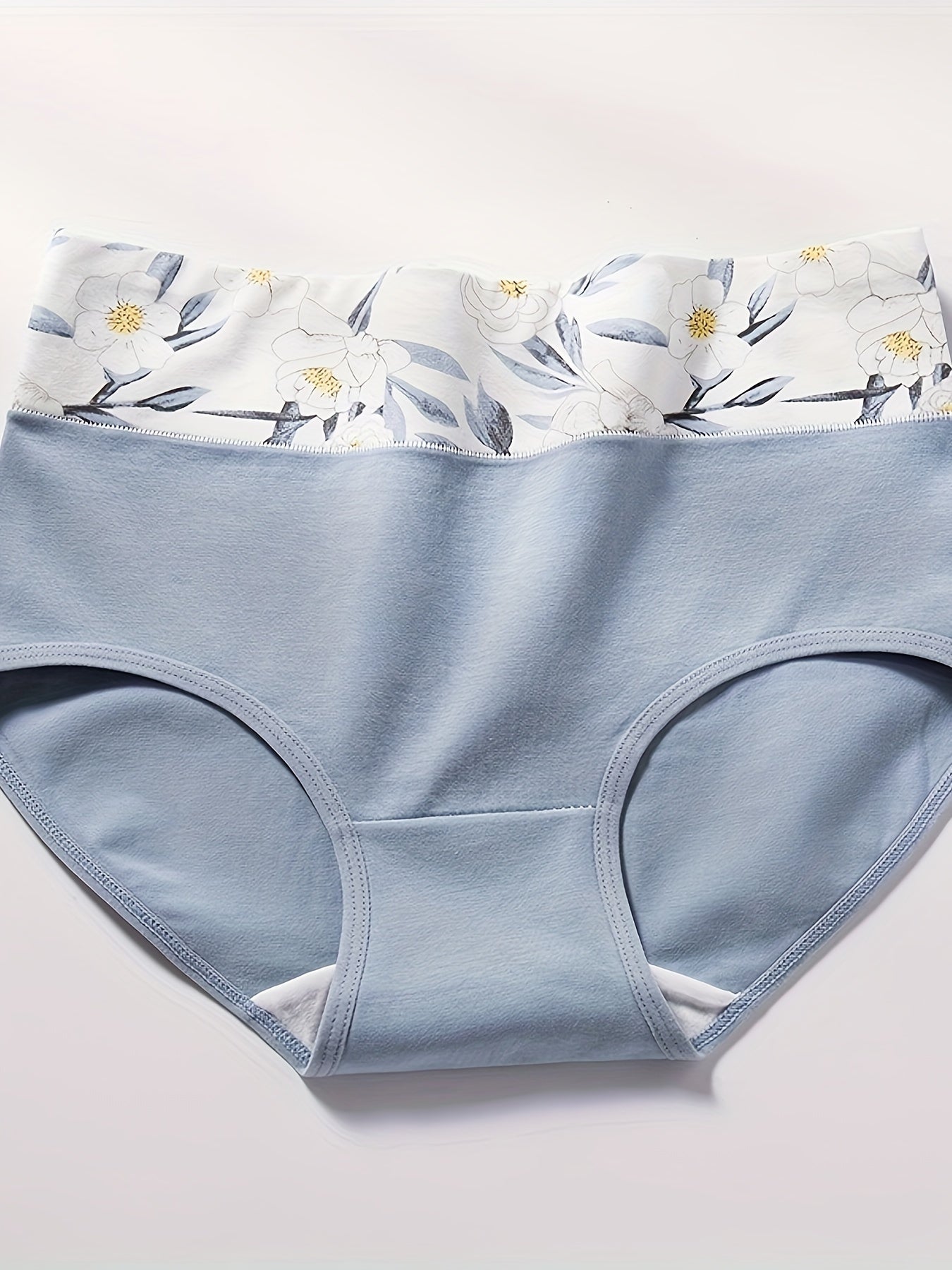 Rangli blokli gullar printi bilan tikilgan briflar - Qulay, nafas oladigan, cho'ziluvchan ayollar ichki kiyimlari