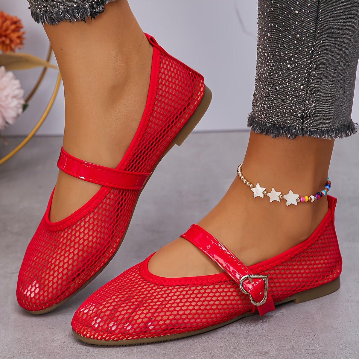 Women's Mesh Flats Lightweight Slip-On Casual Shoes in Solid Colors