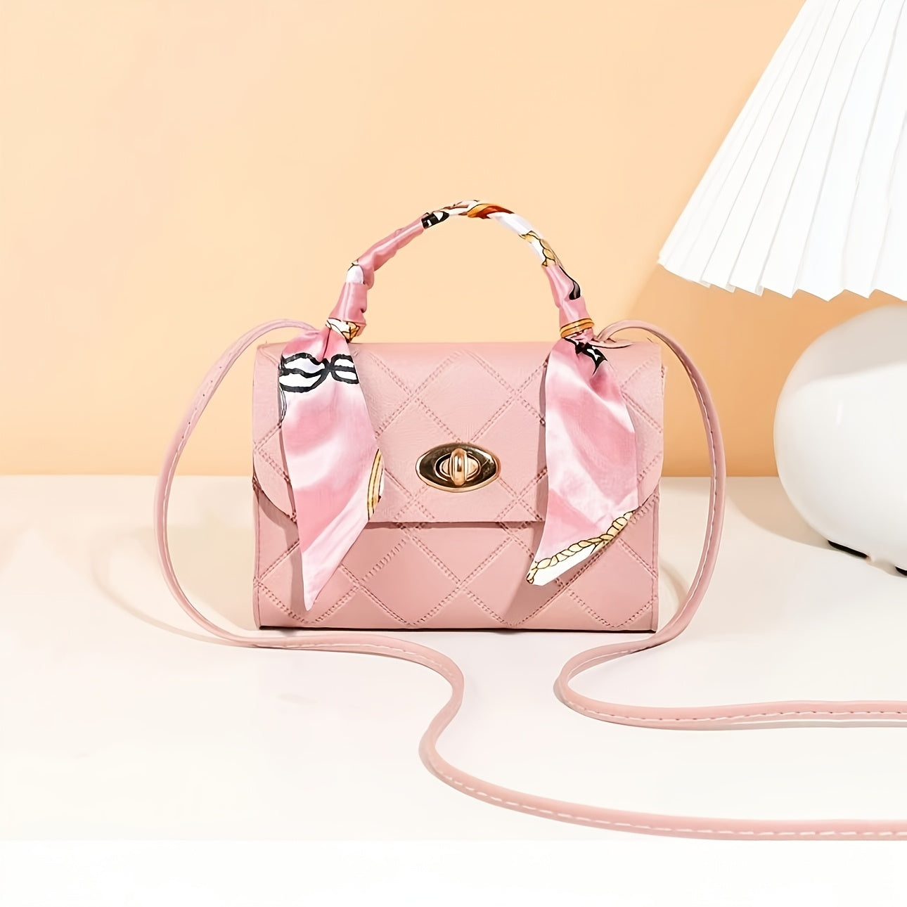 Moda to'qilgan kesma sumka, qaytariladigan sharf bilan, dog'ga chidamli PU material, almashtiriladigan kamar, qo'l bilan yuvish mumkin, kundalik va ofis ishlari uchun mos, 15 yoshdan oshganlar uchun.