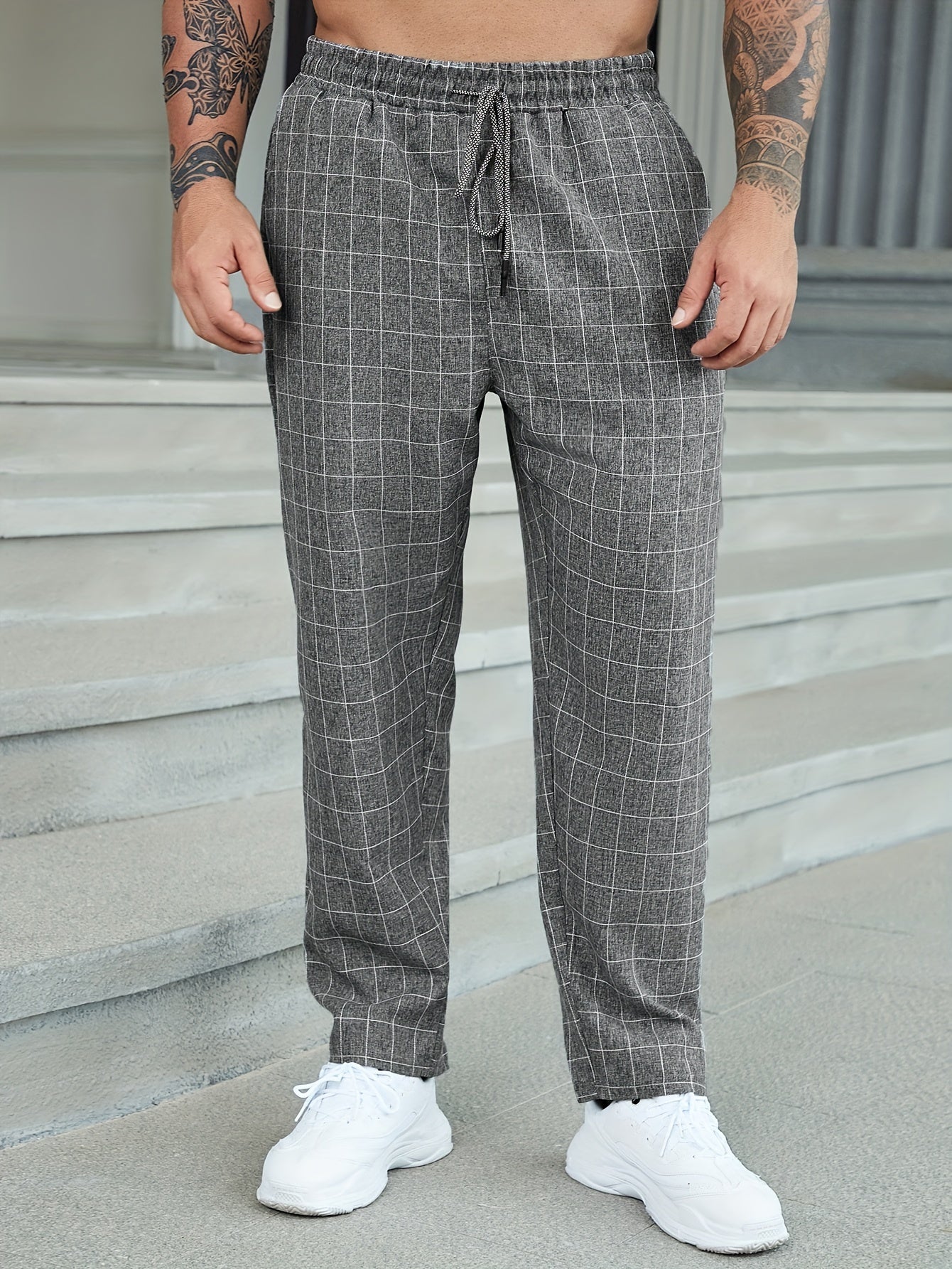 Pantalones de talla grande para hombre con corte tapered y patrón de cuadrícula, casual, ajuste regular