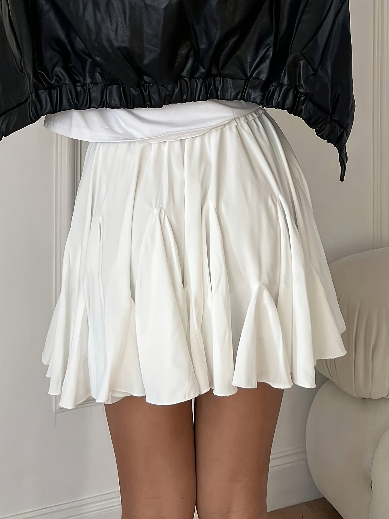 Women's White Ruffle High Waist Mini Skirt for Summer and Autumn