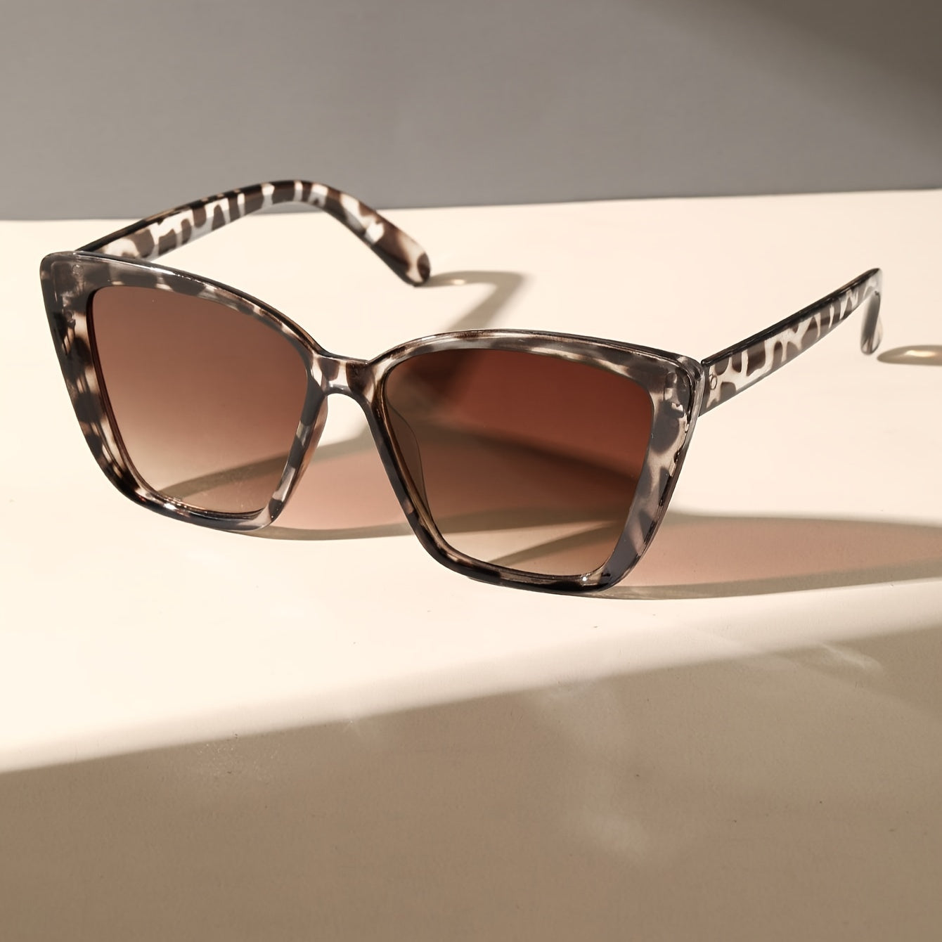 Women's Cat Eye Glasses Large Frame Anti-Reflective Plastic Casual