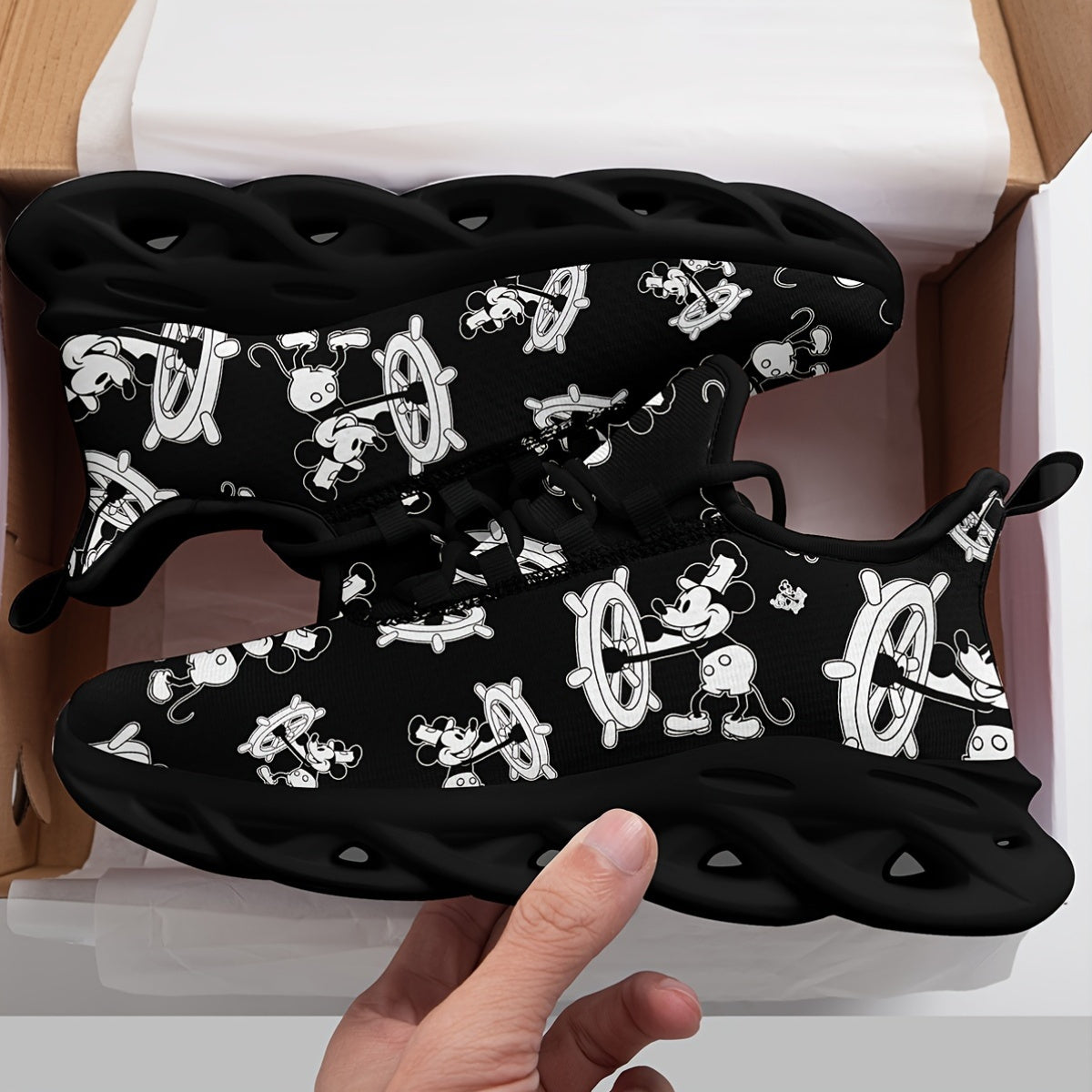 Women’s Breathable Canvas Sneakers with Cartoon Mouse Pattern for Running