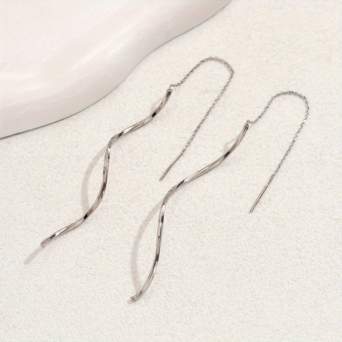 Women's Silver Simple Wave Tassel Drop Earrings Pair