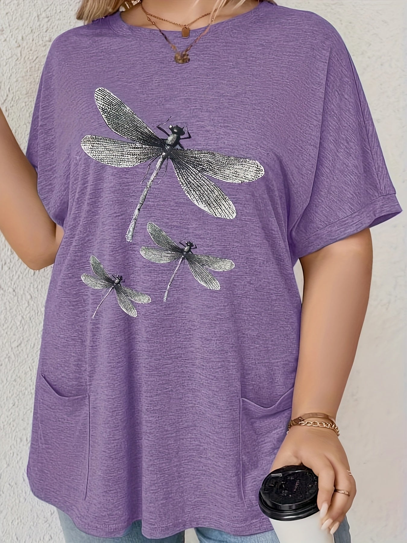 Plus Size Women's Dragonfly Print T-Shirt Green Short Sleeve Crew Neck Casual Top