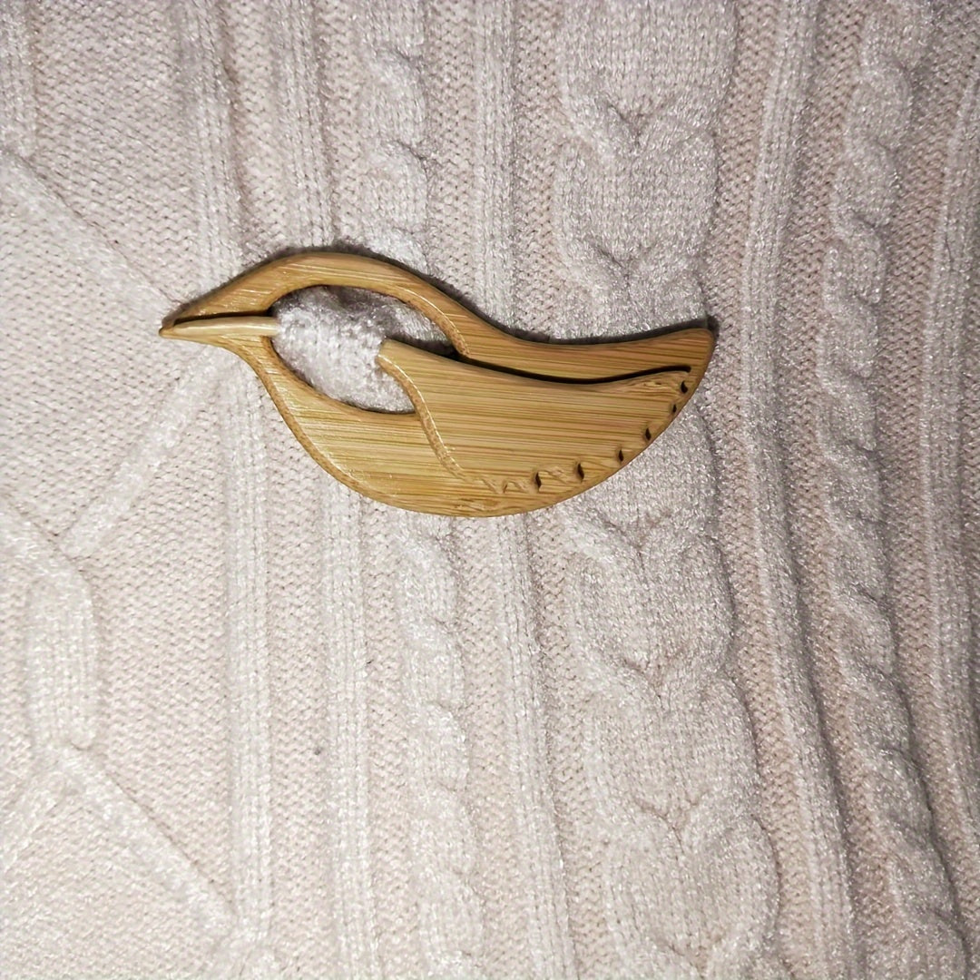 Wooden Animal Pattern Brooch Pin DIY Craft Badge for Shawl Scarf Accessories