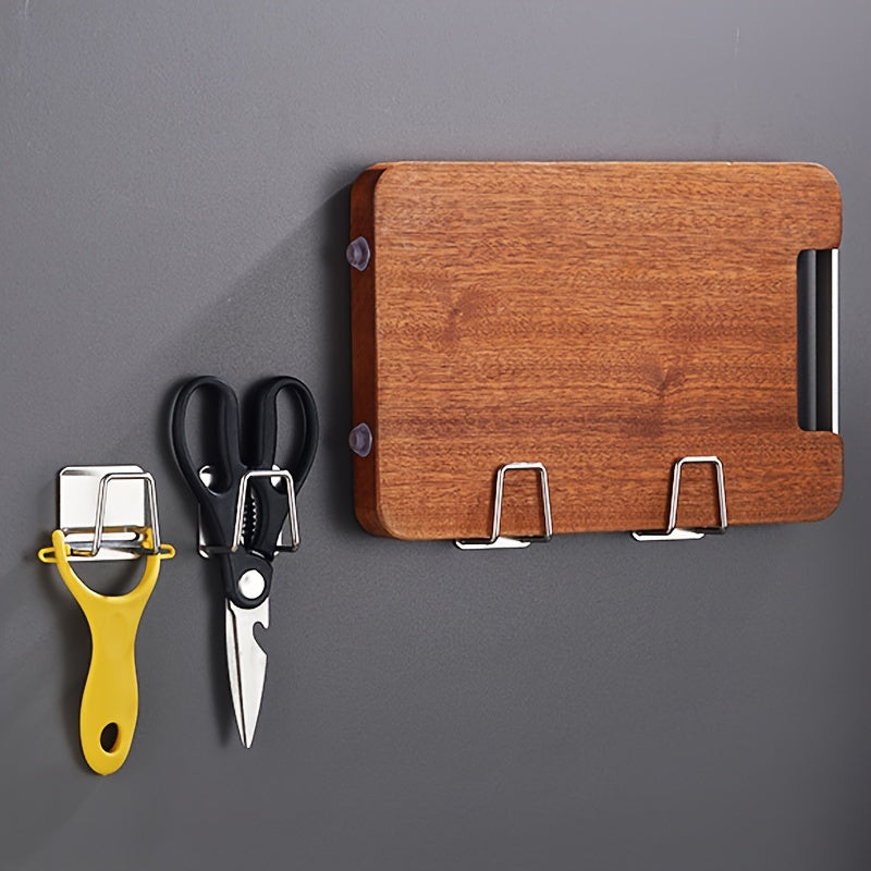 To'rt dona zanglamas po'latdan yasalgan gubka drenaj racklari, oshxonada gubkalarni saqlash va quritish uchun ideal, mato tutqichlari bilan. Oson o'rnatish uchun o'z-o'zidan yopishqoq dizayni mavjud.