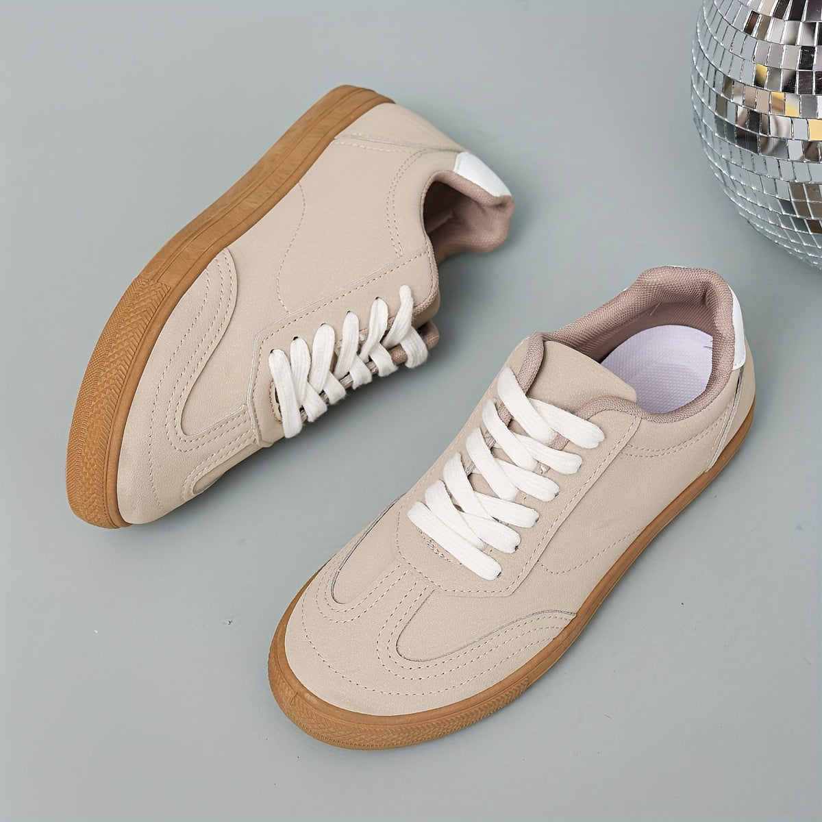 Женские туфли-лоферы на шнуровке из однотонного материала, повседневные легкие обувь на резиновой подошве