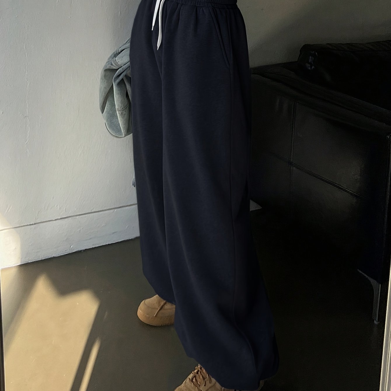 Женские джоггеры с высокой талией, шнурком, свободным кроем и карманами для весны и осени.