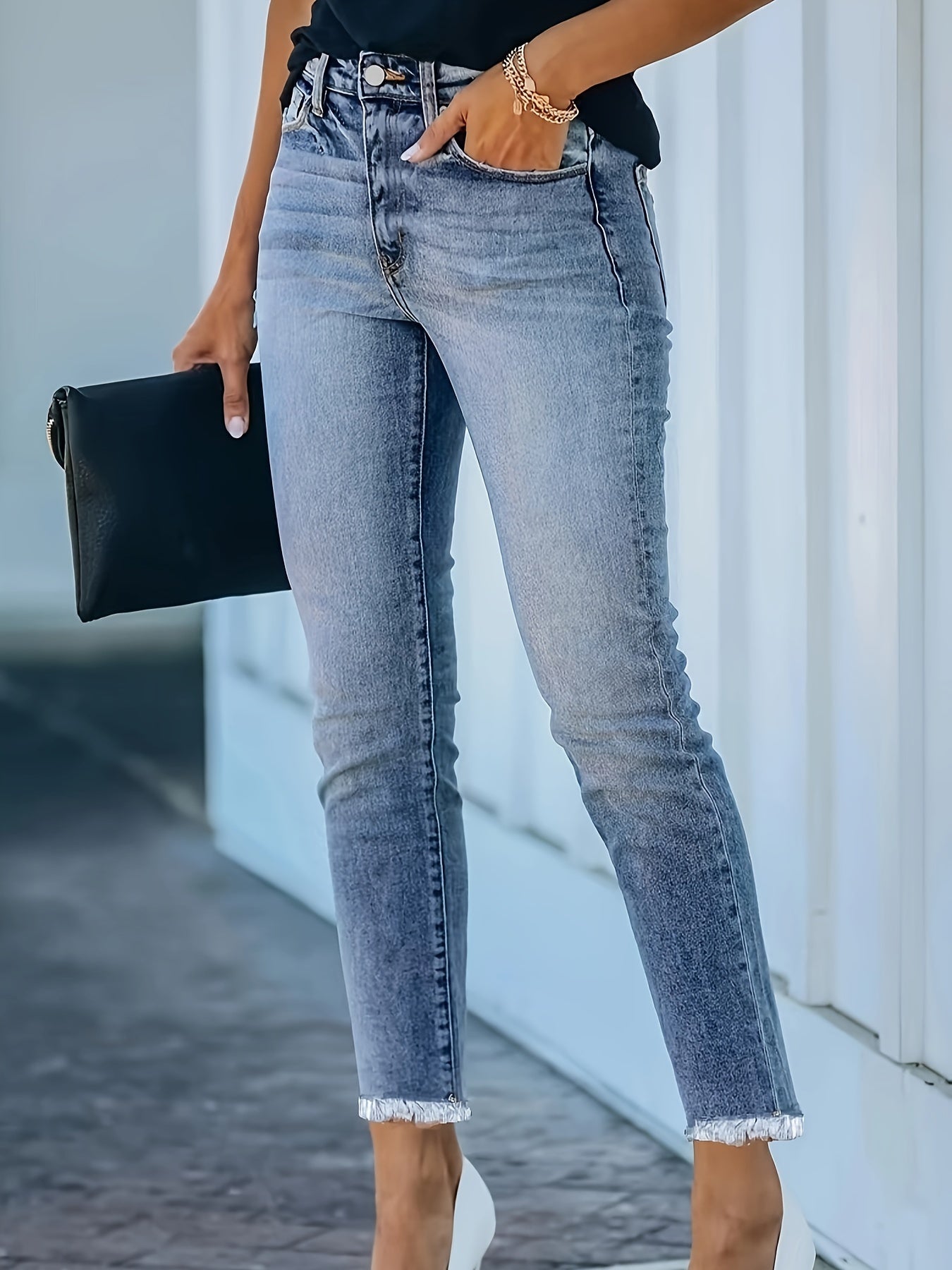 Women's High Stretch Skinny Jeans Mid Waist Cropped Tapered Carrot Fit Street Style