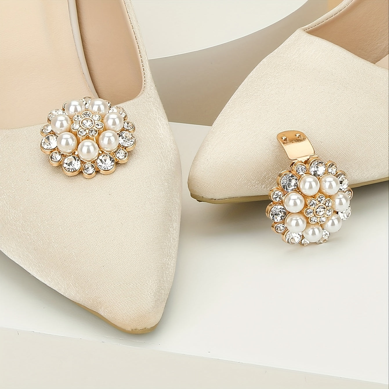 Women Rhinestone Shoe Buckles Detachable Shoe Clips for High Heels Accessory