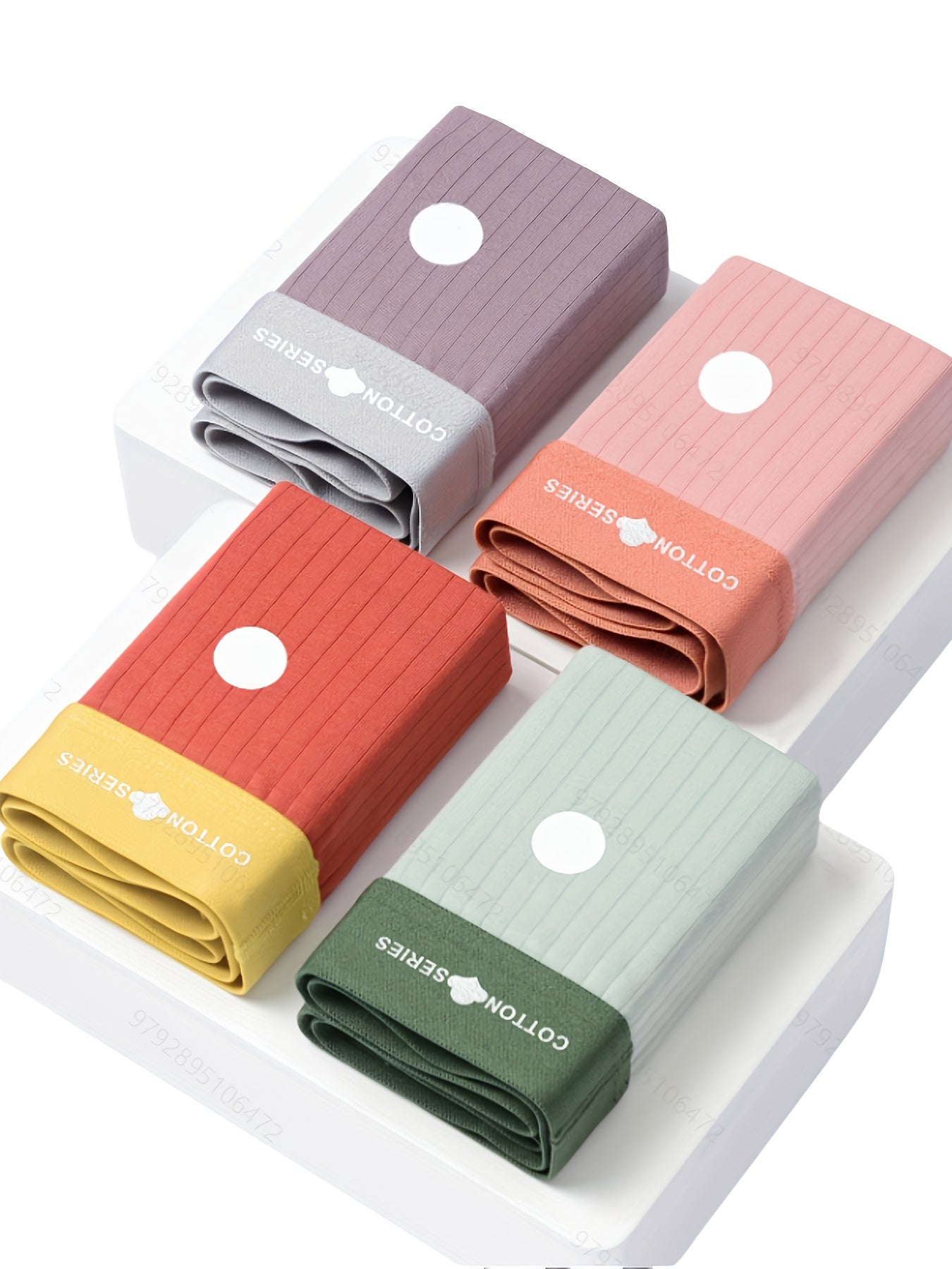 4-Pack Erkaklar Paxta Qisqa Shortlari, O'rta Cho'ziluvchan Trikotaj Matolari va Tasodifiy Chiziqli Dizayni bilan, 140gsm og'irlikda Yengil va Havo O'tkazuvchi.