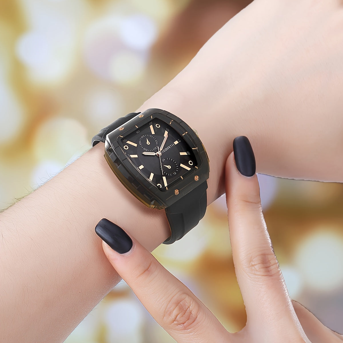 Unisex Square Watch with Silicone Strap and Long-Lasting Battery