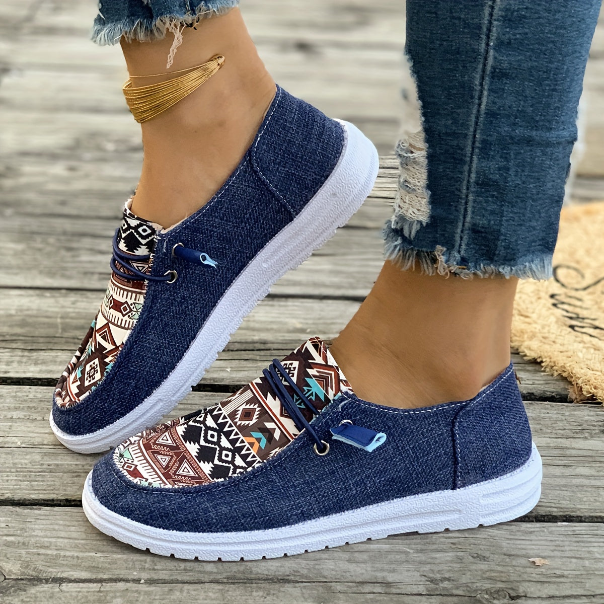 Women's Vintage Fabric Slip-On Sneakers with Random Print