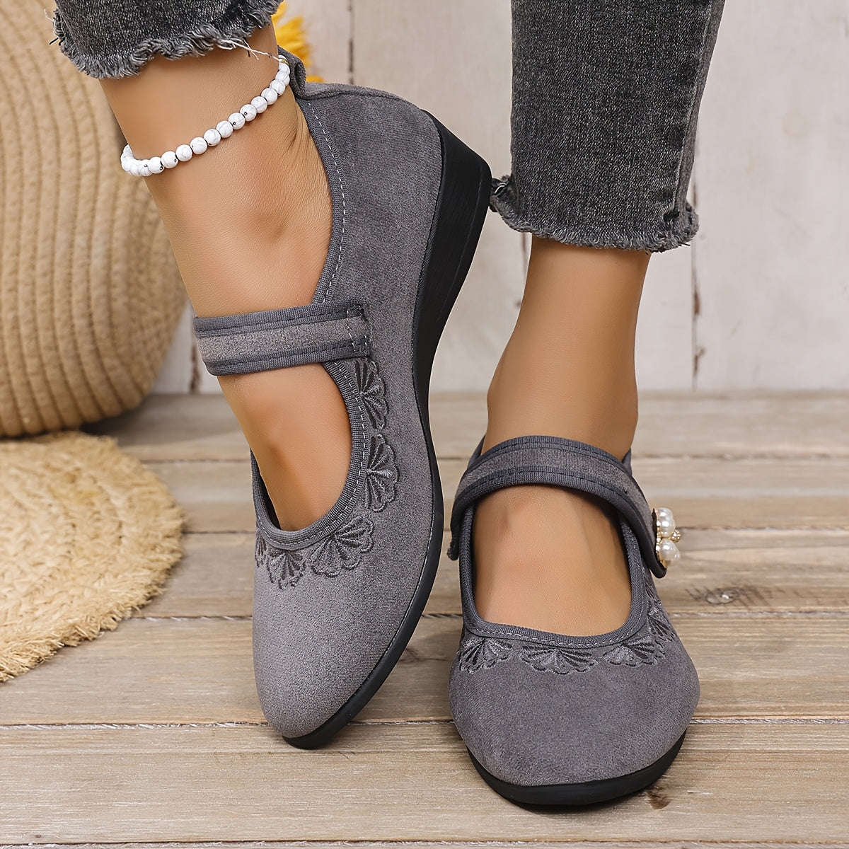 Ayollar uchun flanelli tikilgan Mary-Jane poyabzali, engil, kundalik, yengil burchakli taglik bilan