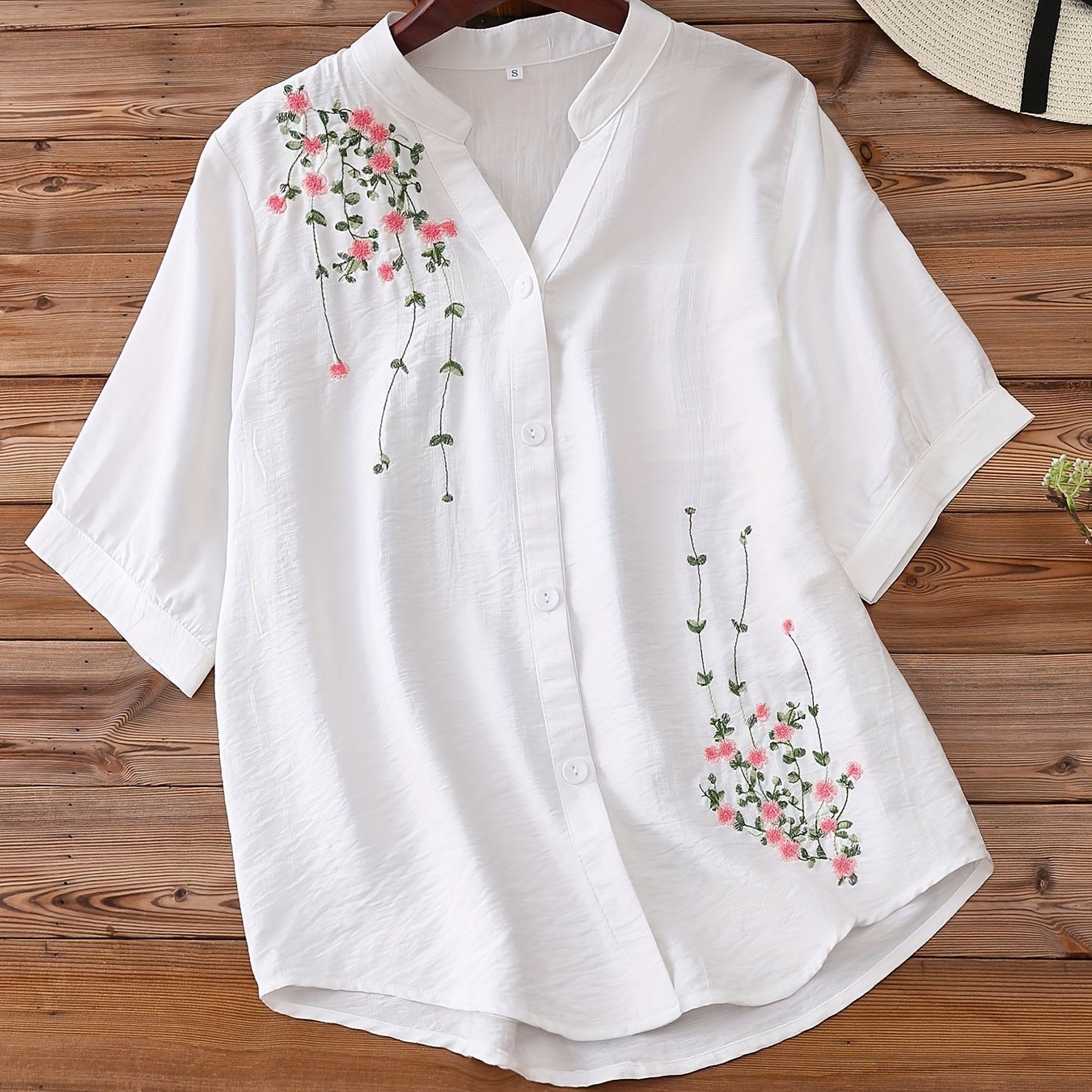 Floral Embroidered Women's V-Neck Blouse Short Sleeve Rayon Polyamide Spring Summer