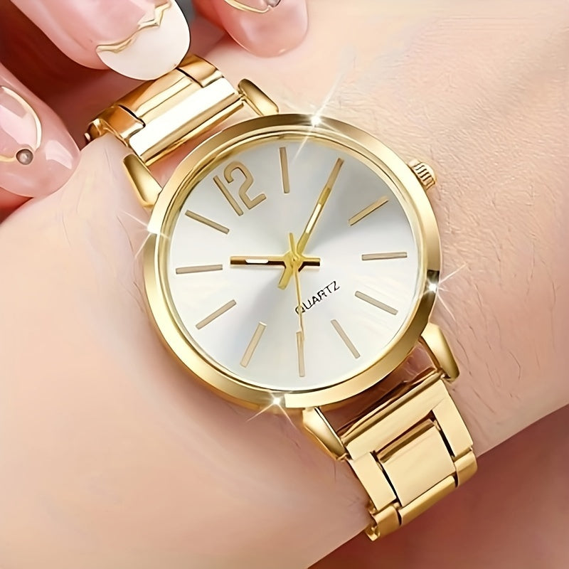 Women's Alloy Quartz Watch with Love Bracelet Chic Wristwear for Women