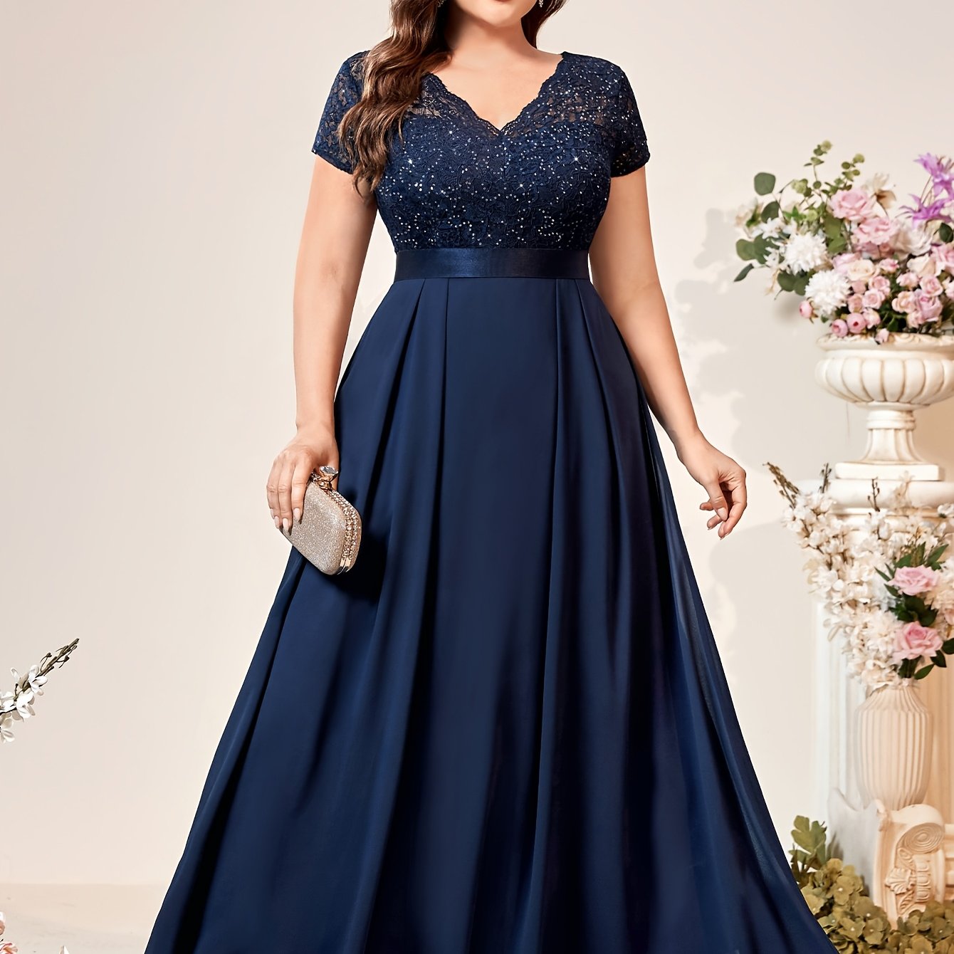 Plus Size Women's Long Lace Dress V-Neck Short Sleeves Floor-Length Spring Summer