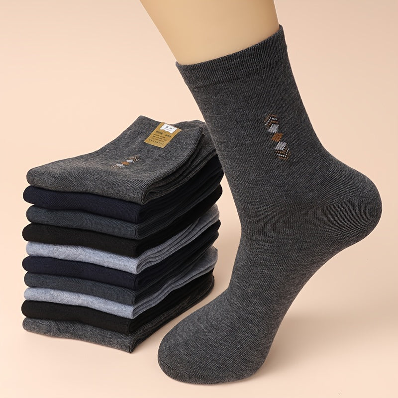 Men's Mid-Calf Socks Fall Winter Breathable Moisture-Wicking Odor-Resistant Polyester Spandex