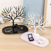 Deer-Shaped Jewelry Display Stand Nordic Style Earring and Bracelet Organizer Plastic Tabletop Mount