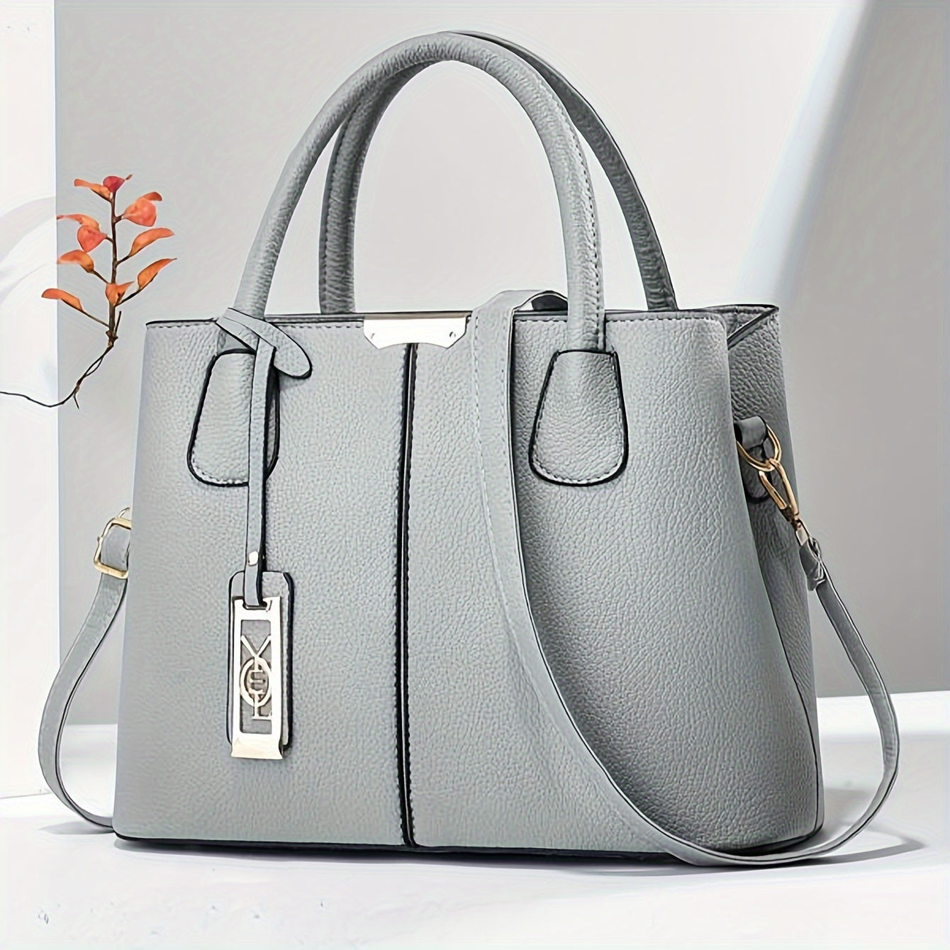 White Synthetic Leather Tote Bag with Tag Detail Large Capacity Multi-Layer Design