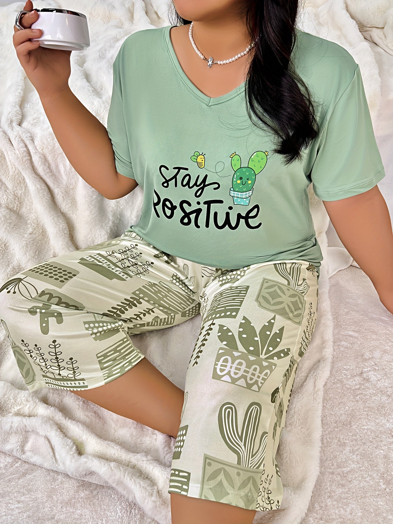 Plus Size Women's Lounge Set with Cartoon Cactus Print Top and Capri Pants