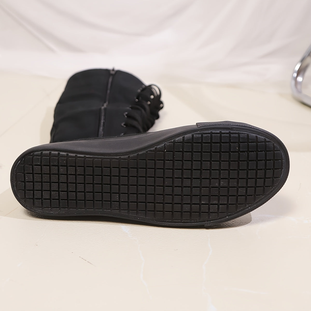 Women Black Knee-High Boots Winter Stylish Zipper Rubber Lining