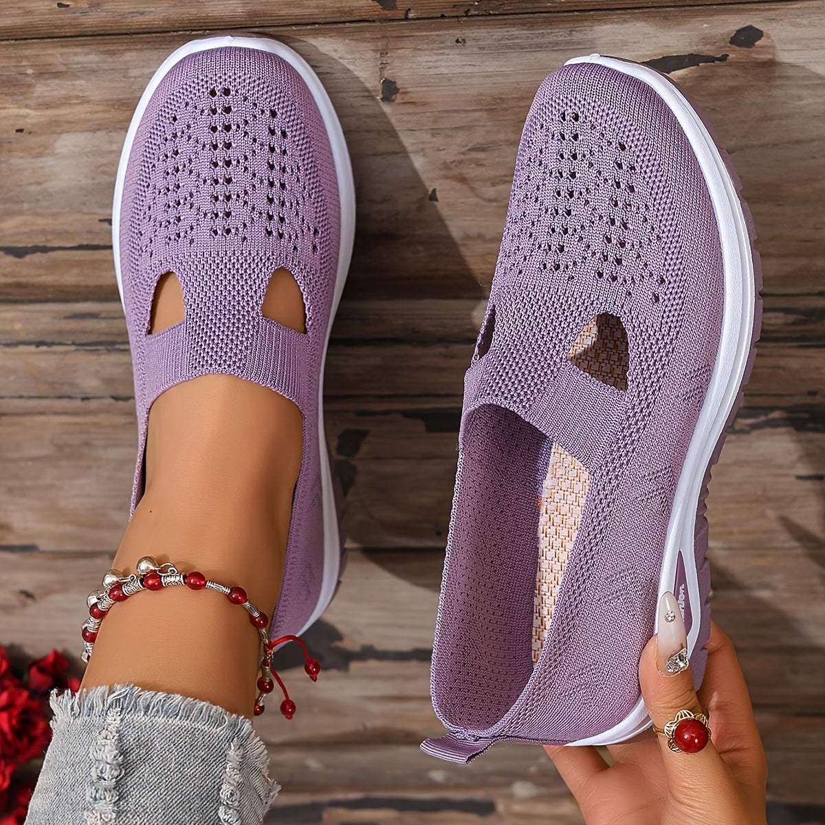 Women's Casual Slip-On Sneakers Lightweight Breathable White Shoes for Travel