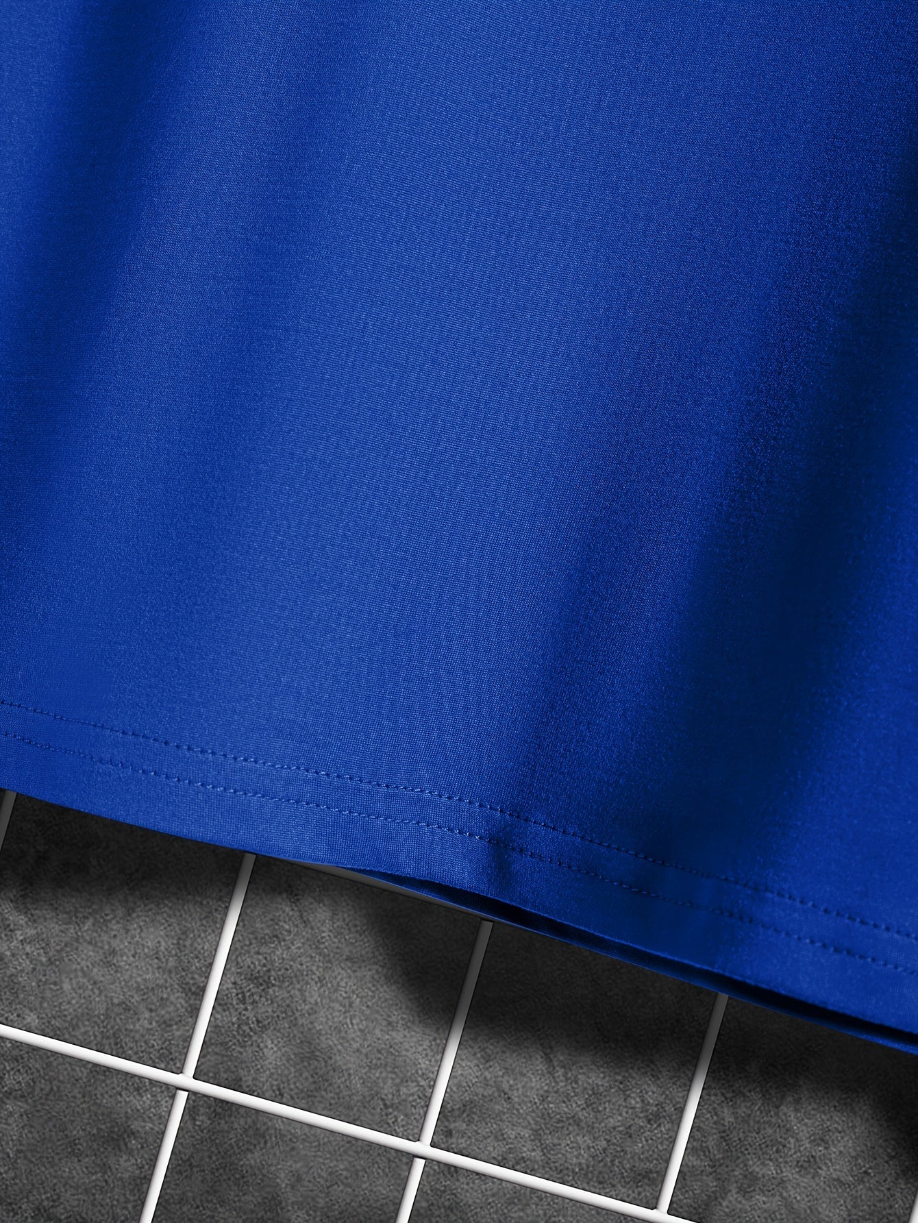 Erkaklar uchun tasodifiy gullar va qushlar bosma T-koftasi - Polyester, Yuqori bo'yin, Qisqa yeng - Yoz uchun ideal