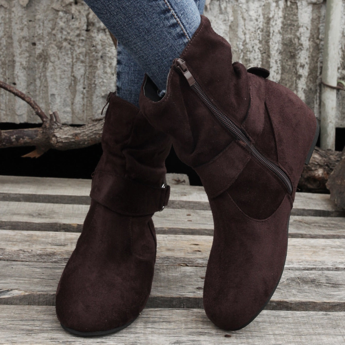 Women's Ankle Boots Solid Color Round Toe Buckle Side Zipper Outdoor Shoes