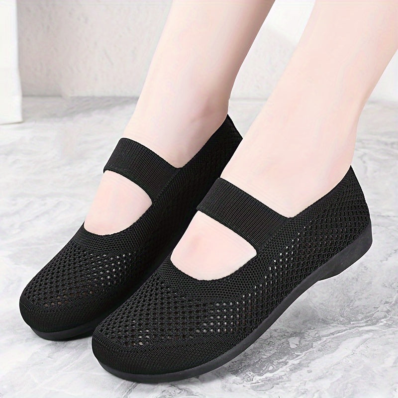 Lightweight Breathable Hollow Fabric Sneakers for Spring and Autumn Men