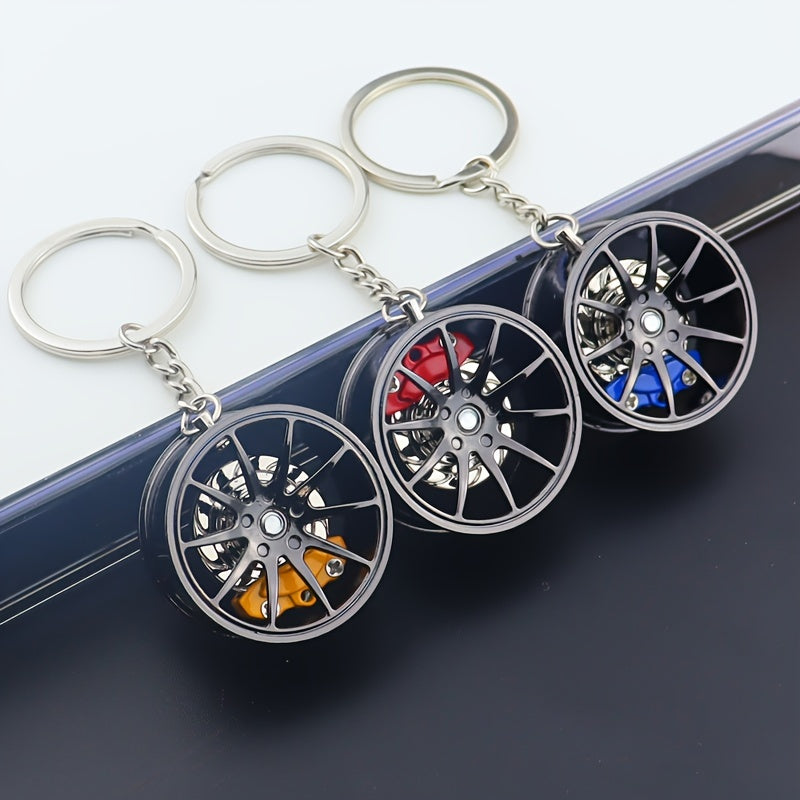 Universal 360° Rotating Car Keychain Pendant Creative Car Decor Gift