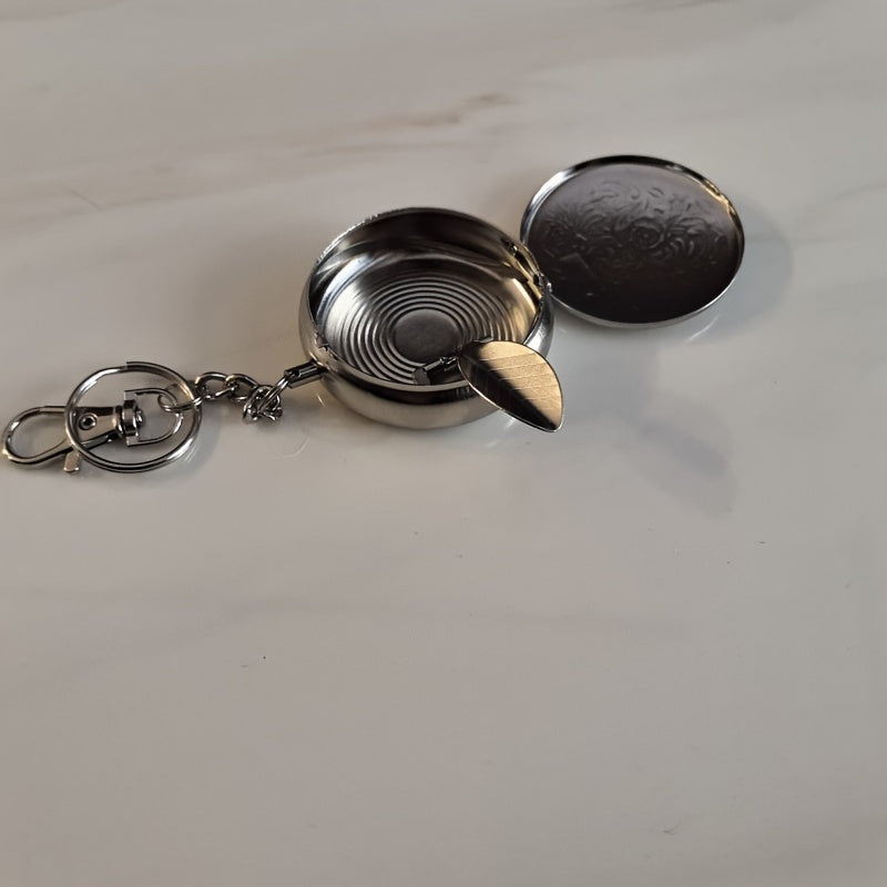 Portable Mini Ashtray with Keychain, Travel Pocket Small Household Gadget