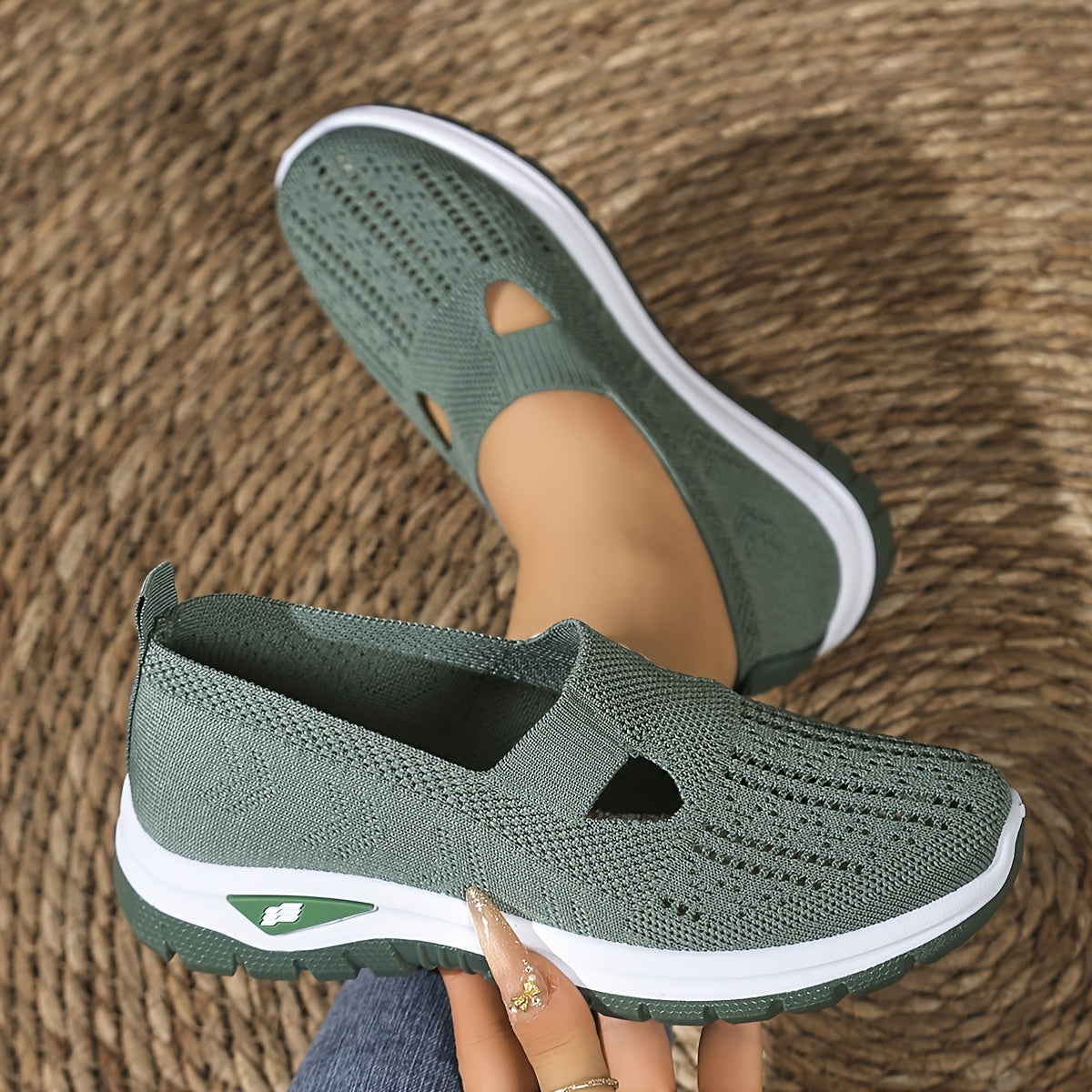 Women's Slip-On Sneakers Breathable Fabric Soft Sole Casual Shoes