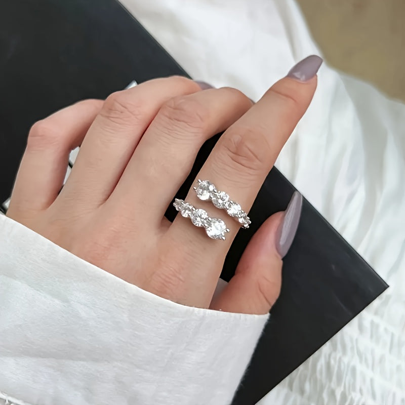 Ayollar va qizlar uchun Sterling Silver Moissanite Twist Cuff Ring