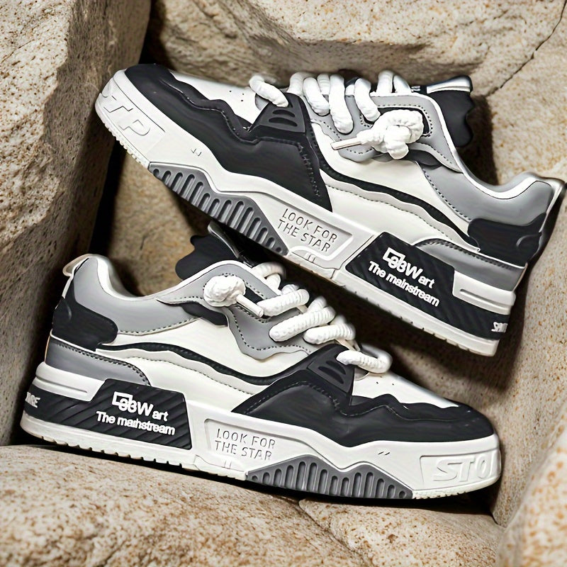 Casual Skate Shoes for Men and Women Low Top Breathable Fabric Sole Non-Slip Outsole