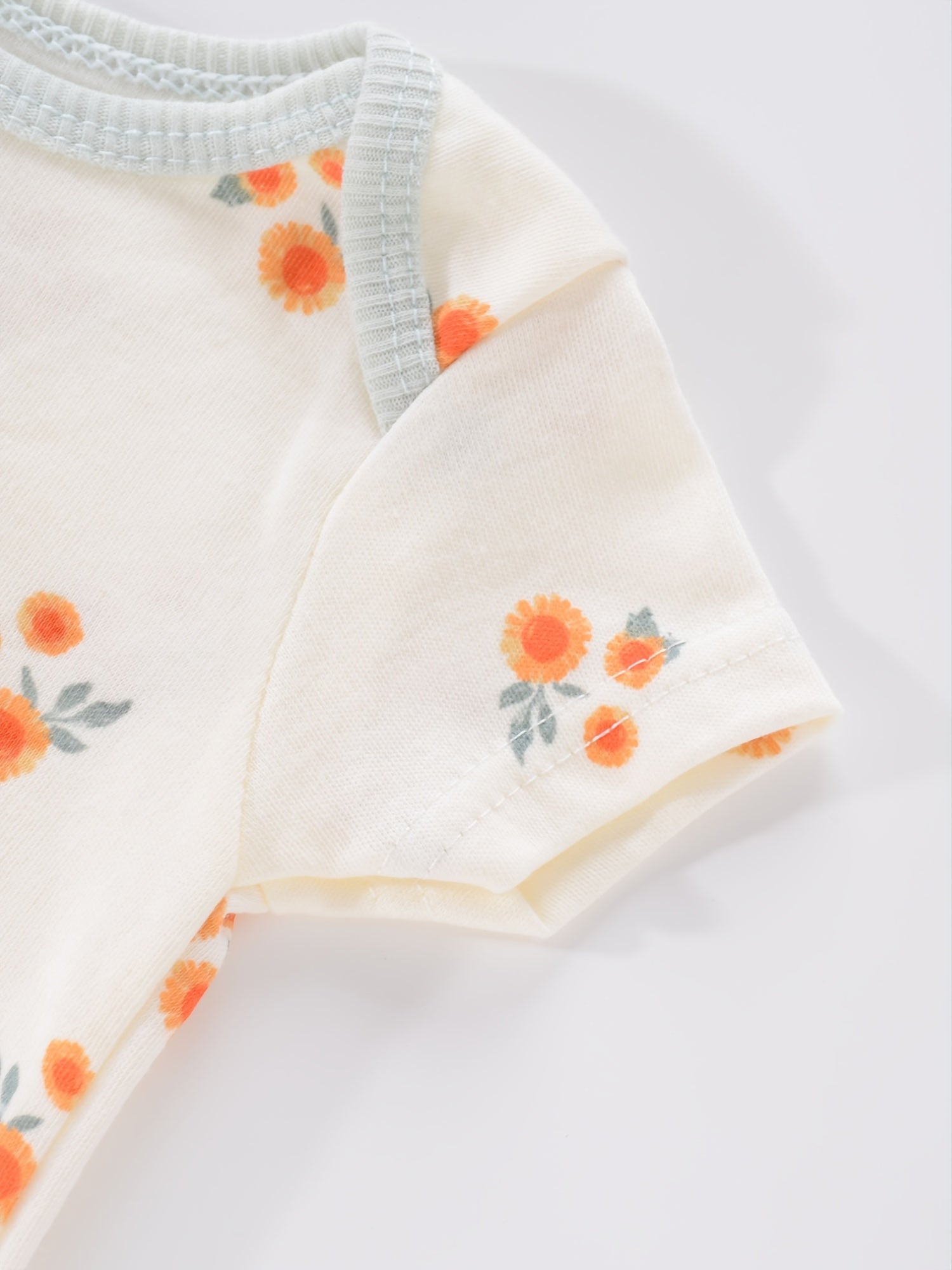 Newborn Baby Short Sleeve One-Piece Suits Set with Alphabet Print and Embroidery 4-Piece Cotton