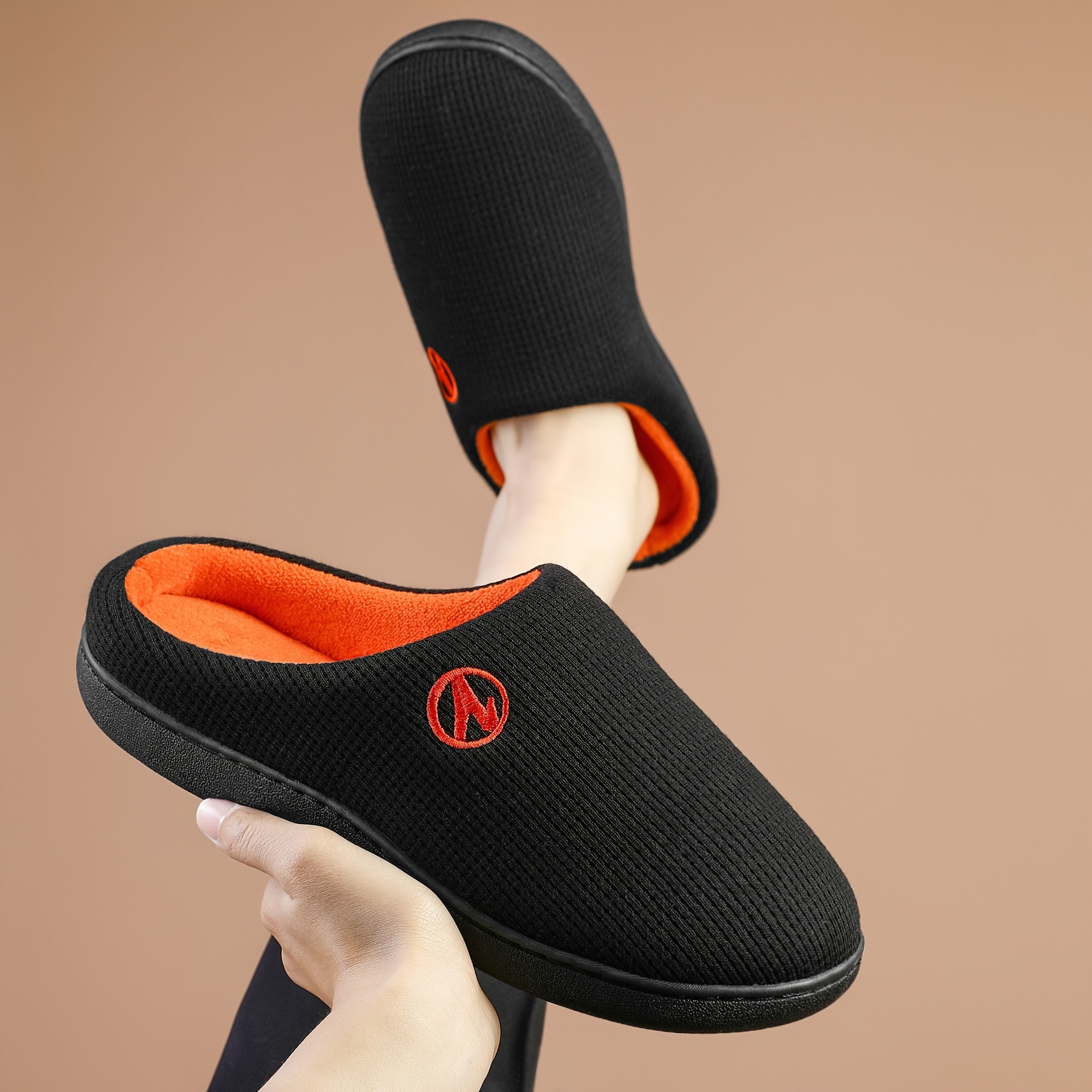 Unisex Warm Plush Slippers with Soft Sole Non-slip Comfortable Indoor Shoes