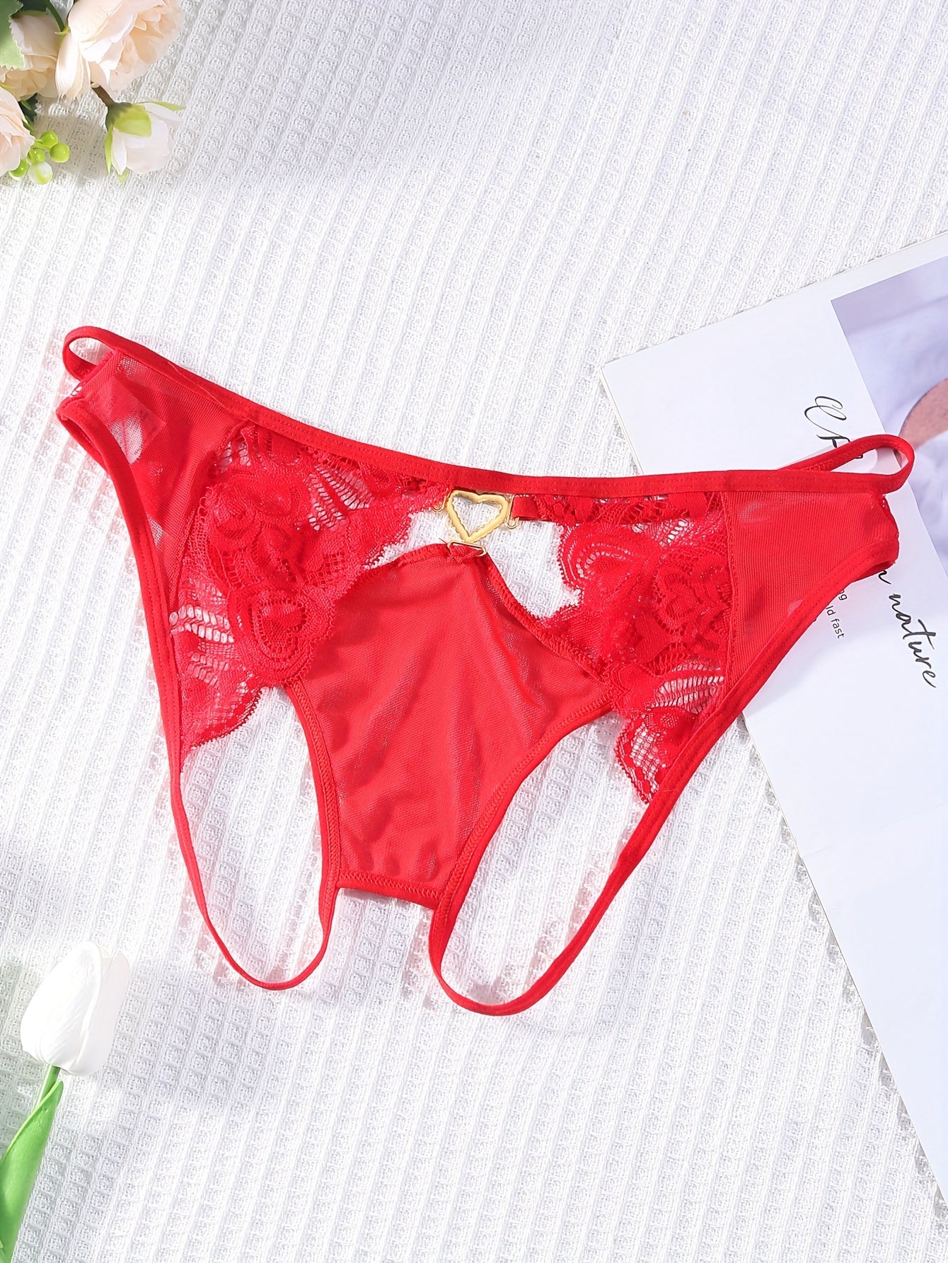 Women's Red Lace Panties with Heart-Shaped Clasp Knitted Fabric Underwear