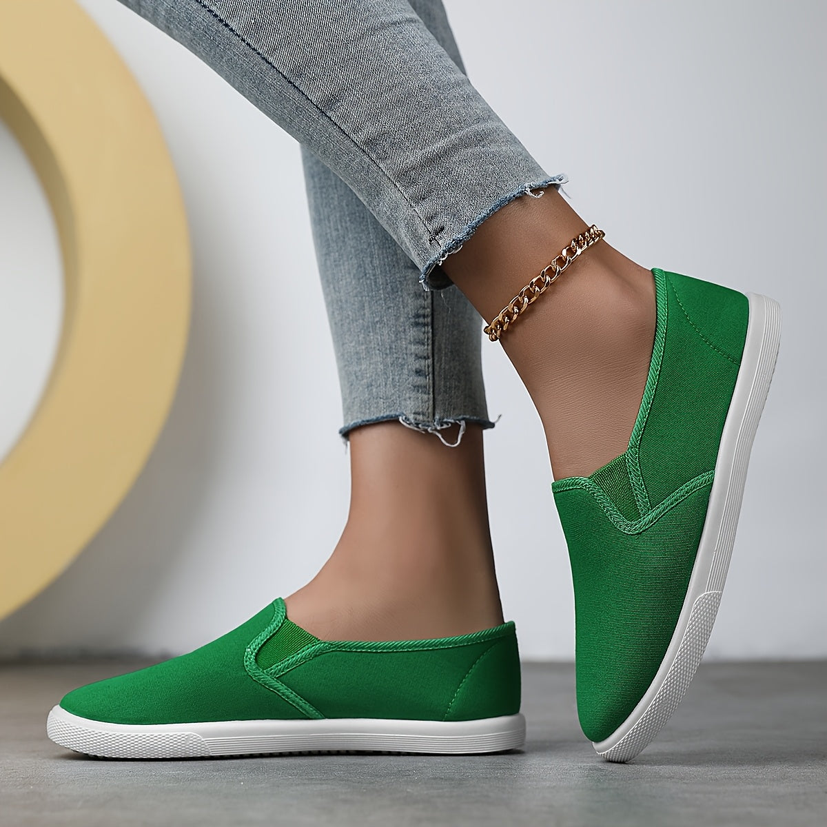 Женские мокасины-слипоны дышащие легкие повседневные обувь белые балетки