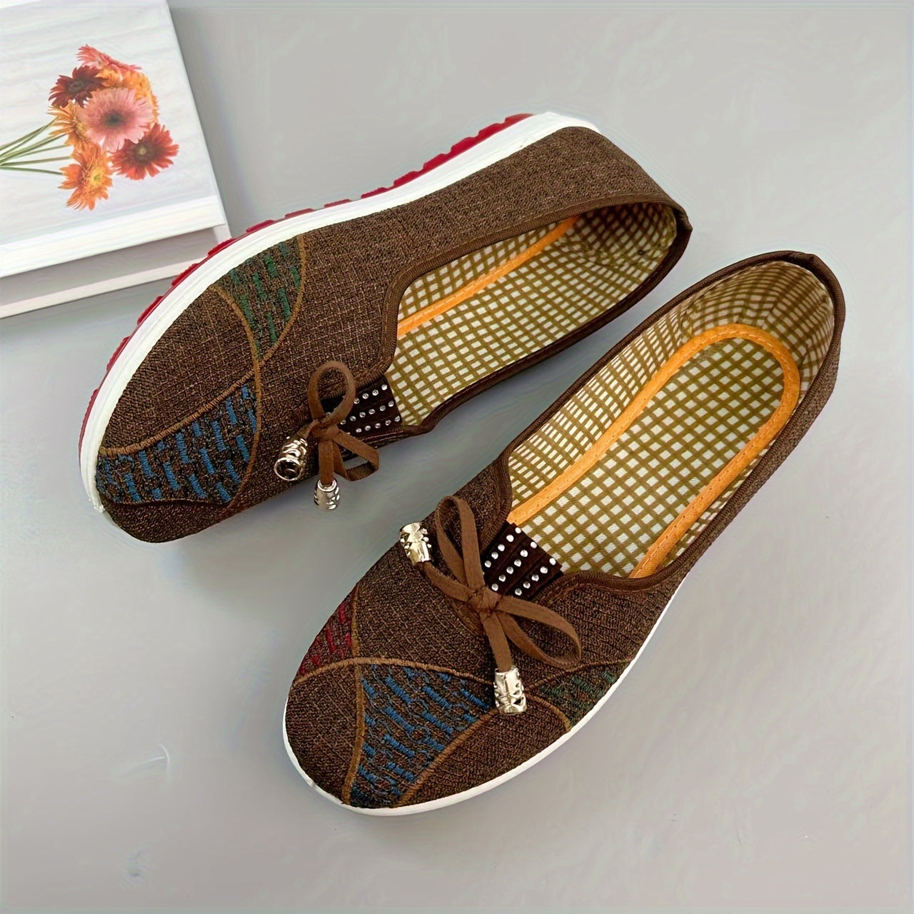 Casual Shoes for Middle-Aged Women Flat Bottom Soft Sole All-Season Comfortable