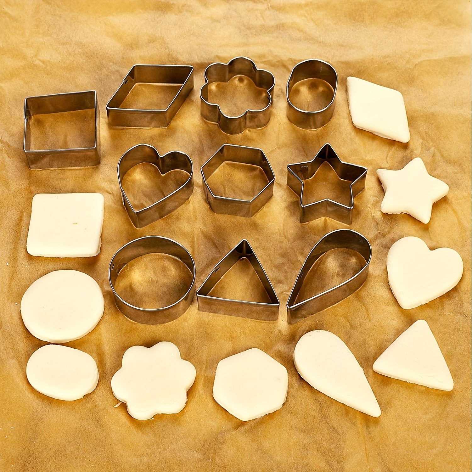 Set of 30 Stainless Steel Geometric Cookie Cutters for Baking and Pastries