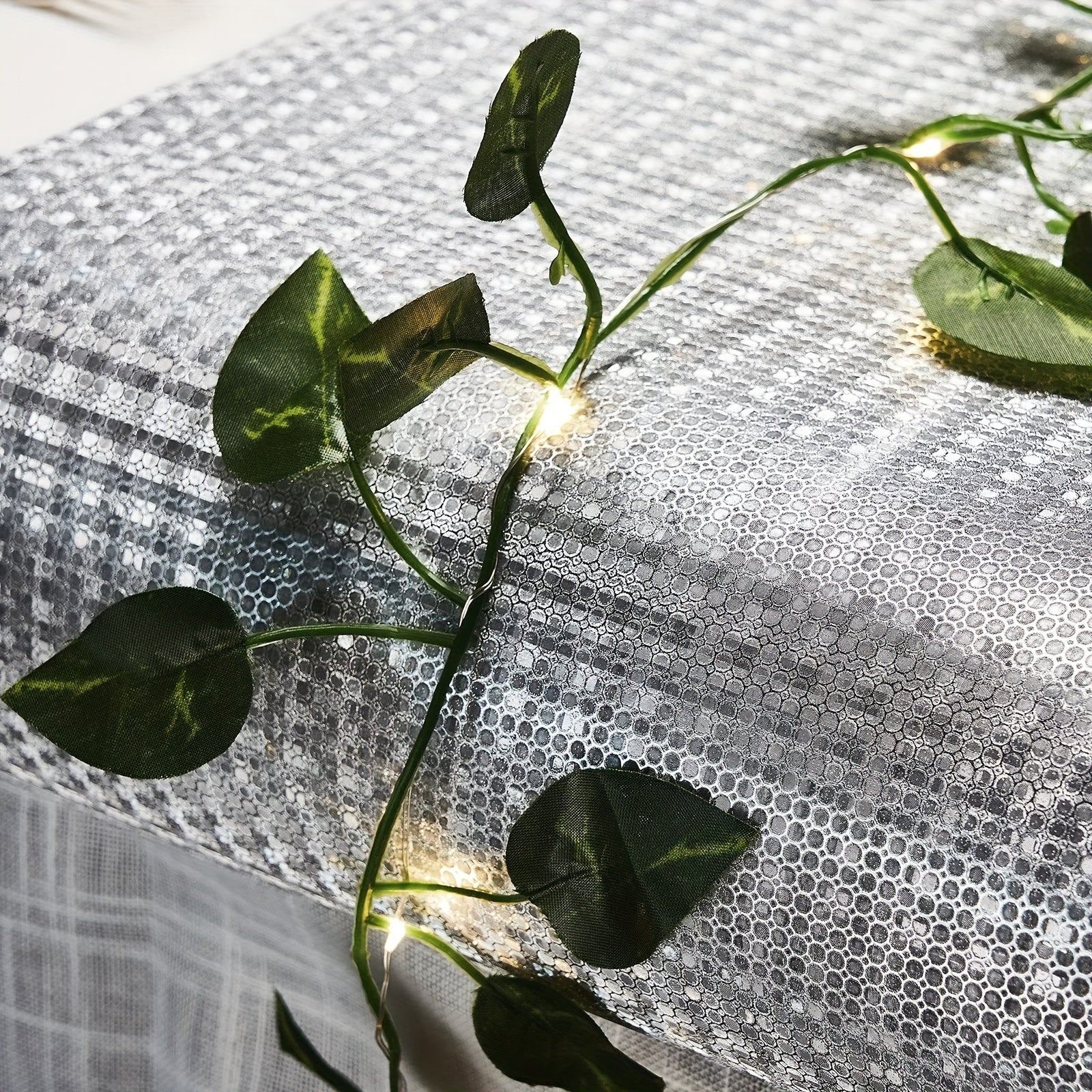 LED Green Leaf Plant Lights 2m 20 LEDs Battery-Operated for Decor and Gifts